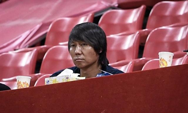 ‘百姓彩票官网’高洪波年薪50万,李铁800万天价遭质疑:德不配位,严查合同(图1) 高洪波年薪50万,李铁800万天价遭质疑:德不配位,严查合同