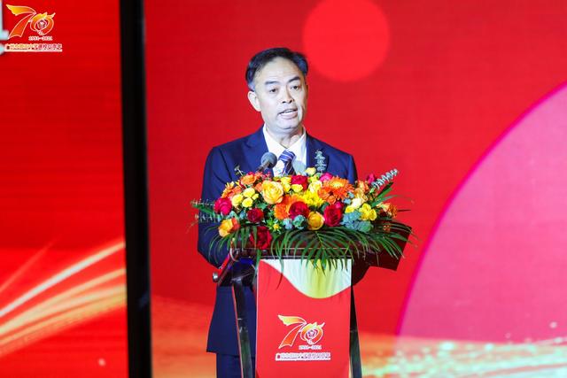 广州五中70年校庆，这所学校培养出两百名广州球员