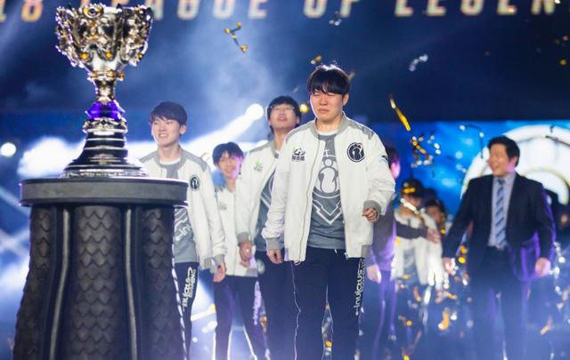 Theshy转会Rookie离队？IG“全神班”成笑柄，宁王的动态略显心酸