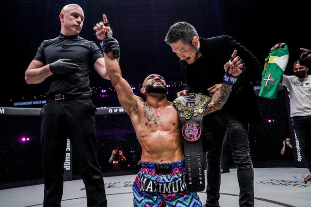 “ONE：不灭之光”圆满落幕，雏量级冠军易主，中国选手全员凯旋