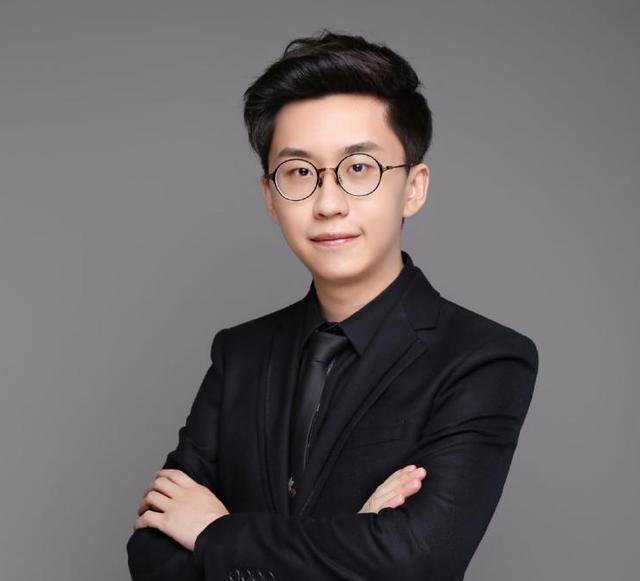 CSGO：EPL火爆进行，暴暴熊和菠萝加盟解说团，玩小将再次集结？