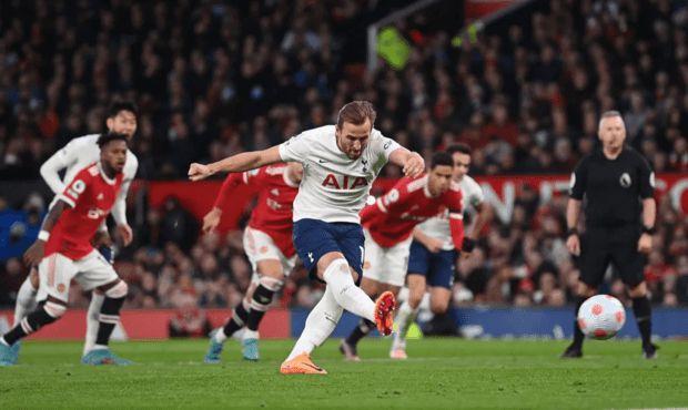 老骥伏枥！C罗状态回神拯救曼联，马竞和意大利瑟瑟发抖