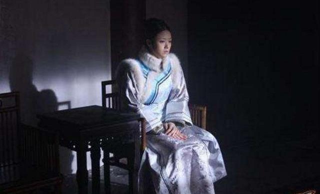 古代冷宫有什么秘密？为何妃子被打入冷宫，太监们都抢着伺候？