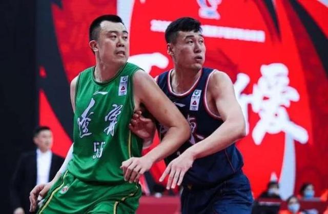 CBA-杨鸣疑获最佳，郭艾伦励志，杜峰留有后手，李春江专挑广厦