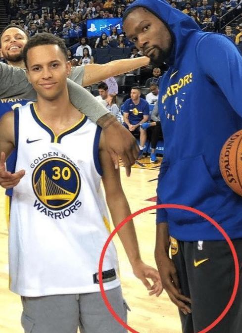 看了字母哥的跟腱 姚明的大腿，你就懂 普通人为何打不了NBA