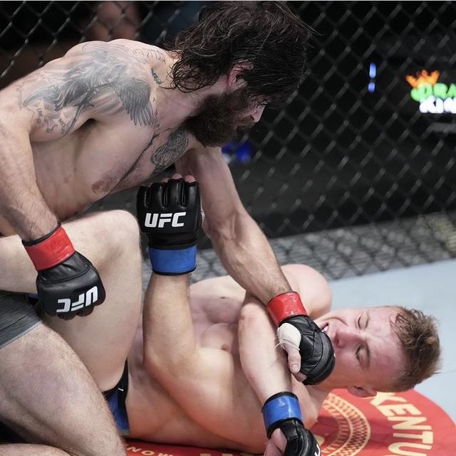 UFC 格斗之夜203 赛后复盘全分析（副赛部分）