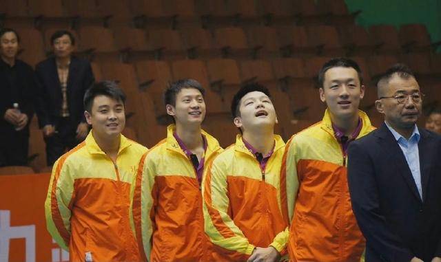 曝王皓离开国乒教练组，冲上热搜第4，超300万人关注，官方未回应