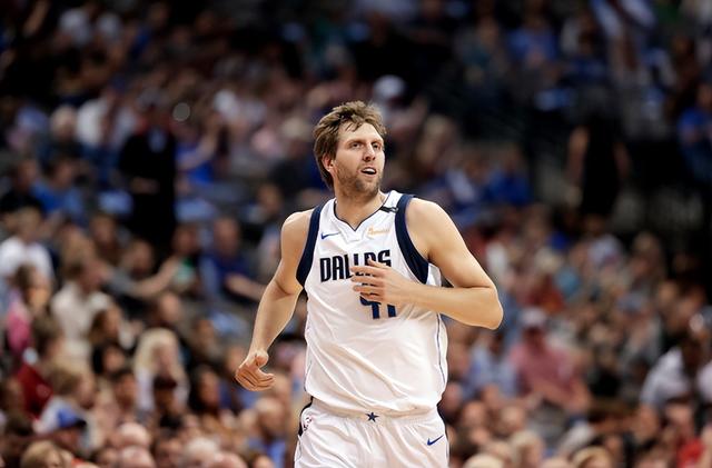 NBA是黑人球员的天下？你错了，这5位白人球员 一样统治联盟