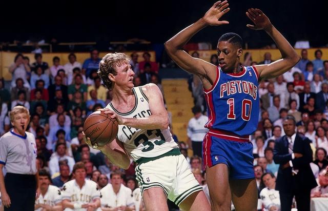 NBA是黑人球员的天下？你错了，这5位白人球员 一样统治联盟