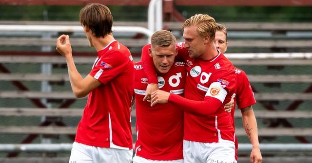 瑞超英超：佐加顿斯锋线大腿反戈一击，阿森纳锐度不足难胜水晶宫