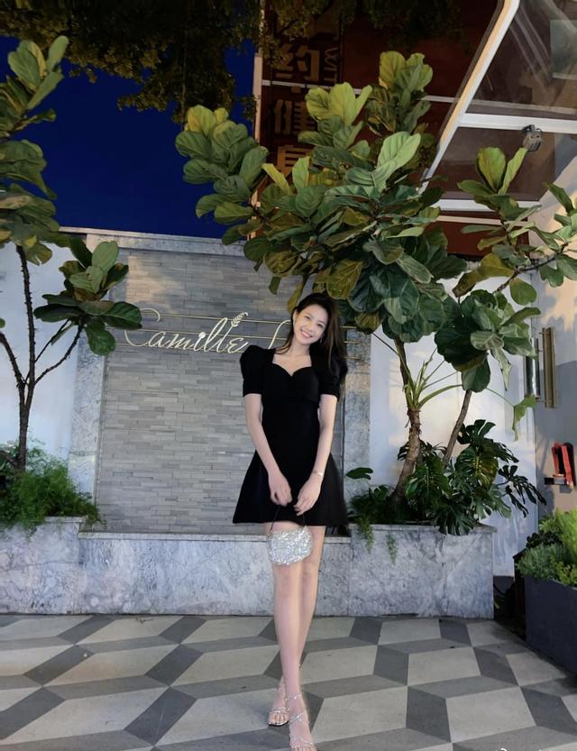 卓识近况：18岁身材火辣，篮坛第一美女，1米87大长腿，粉丝23万