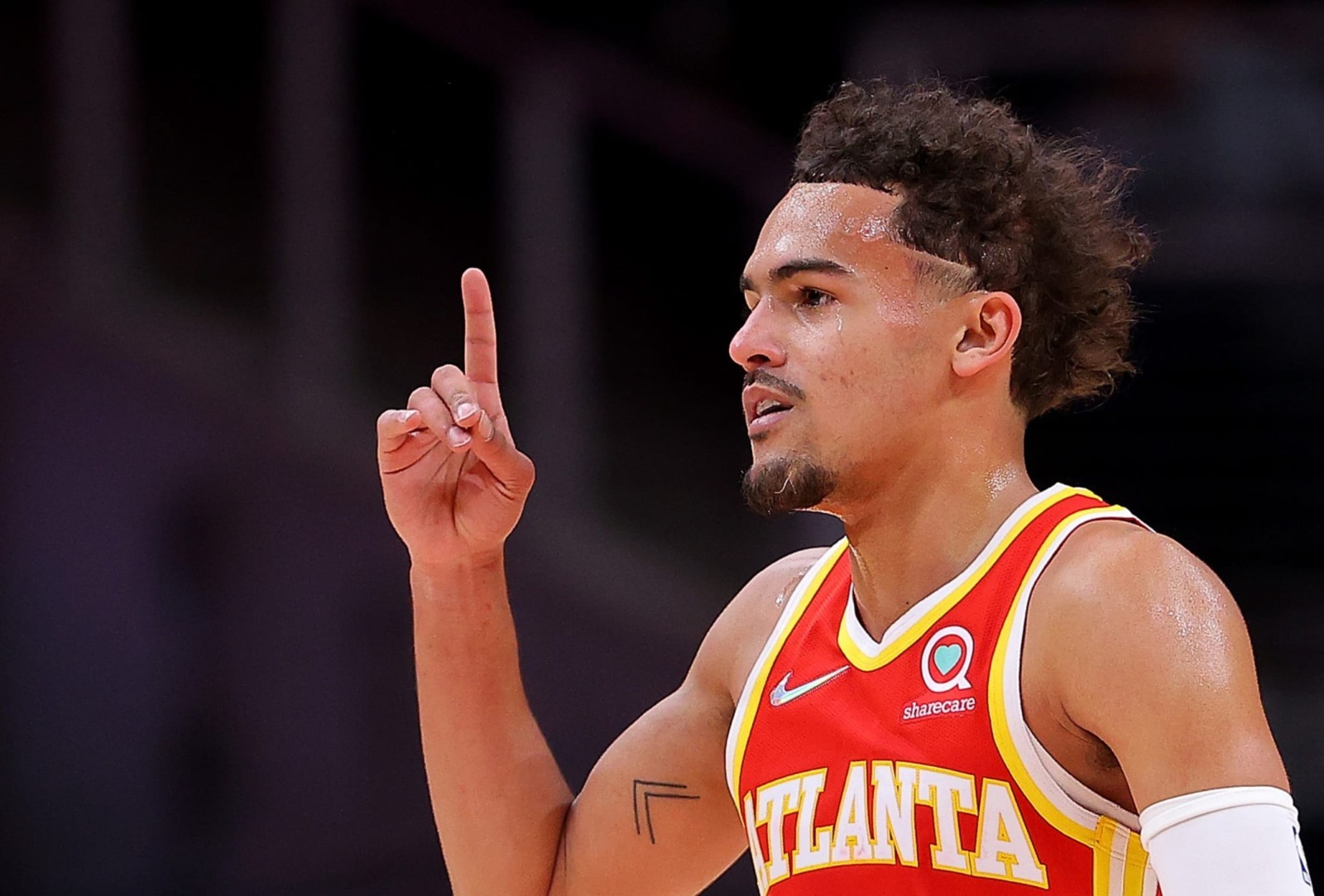 篮球历史第一人！特雷杨夺得NCAA和NBA单赛季总得分王+总助攻王