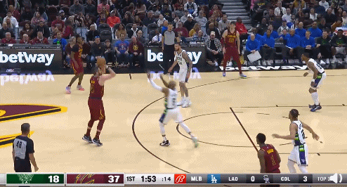 15分钟32分10板！NBA历史首人！篮网要小心了