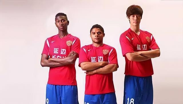 青岛足球新希望？中甲新军引援迅速，延边、亚泰冲超功臣来投