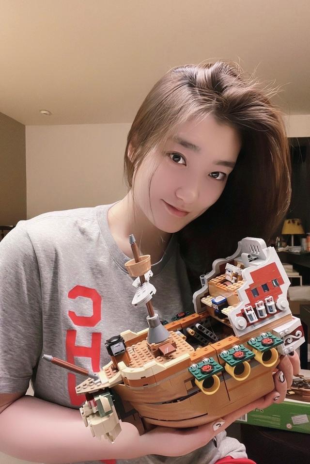 李梦去踏青，27岁女篮版詹姆斯！1米82配大长腿，爱美爱晒照单身