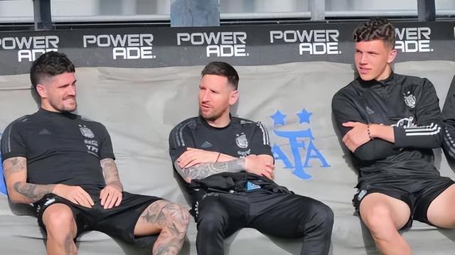 梅阿查边路阿根廷血统后继有人，19岁蓝黑小妖已与梅西当过队友