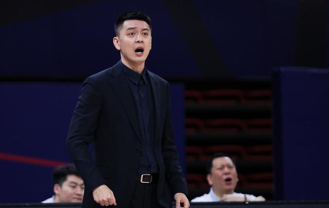 杨鸣赛前畅谈总决赛！辽宁无压力，孙铭徽作用大于外援，重点照顾