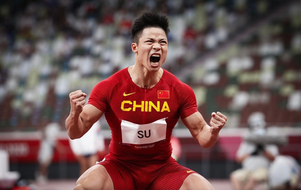 33岁苏炳添遭争议！世锦赛成绩差，被曝签代言13份，年收入超千万