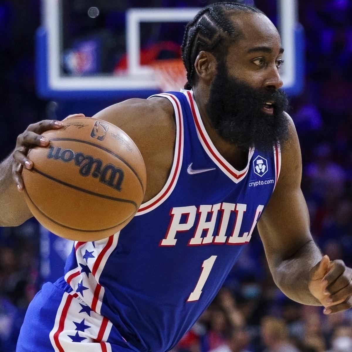 哈登面对强敌时的历史数据对比与未来赛程挑战预测