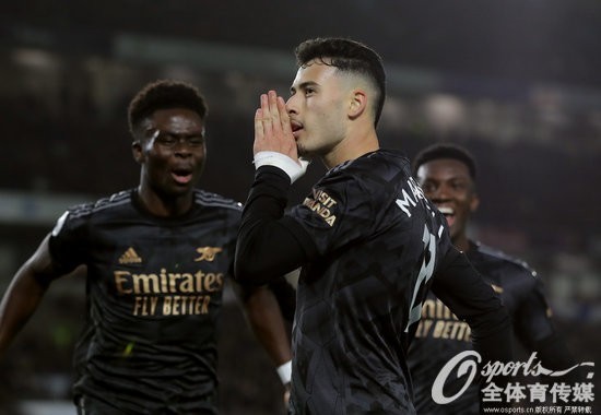 体育早餐1.1|阿森纳4-2布莱顿7分领跑 35岁苏亚雷斯加盟巴甲格雷米奥