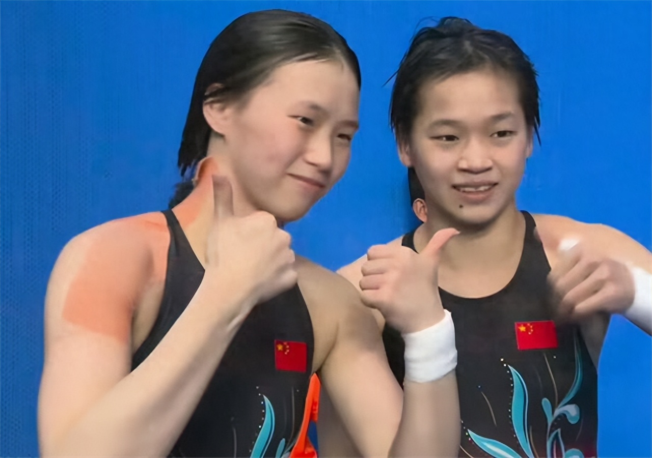 全红婵陈芋汐包揽跳水世界杯双人十米台金银牌中国跳水队再创辉煌