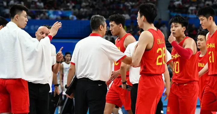 趙睿18+6+5,中國(guó)男籃76-77被菲律賓逆轉(zhuǎn),復(fù)仇戰(zhàn)遭菲律賓撒鹽