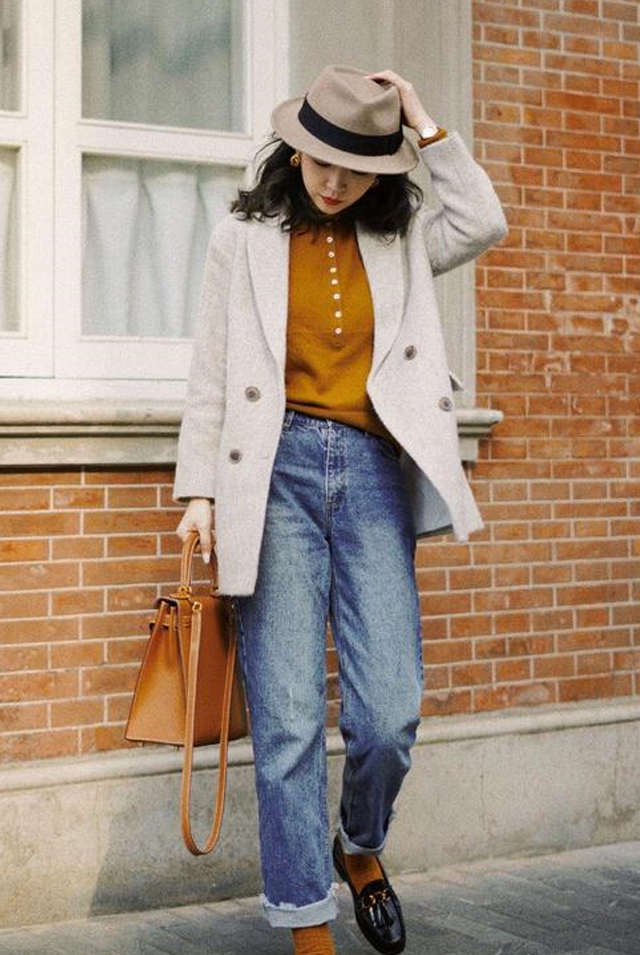为什么我劝中年女人别穿lululemon瑜伽裤出门？看完3组街拍图就懂 (http://www.xuexiaoyu.cn/) abs 第11张