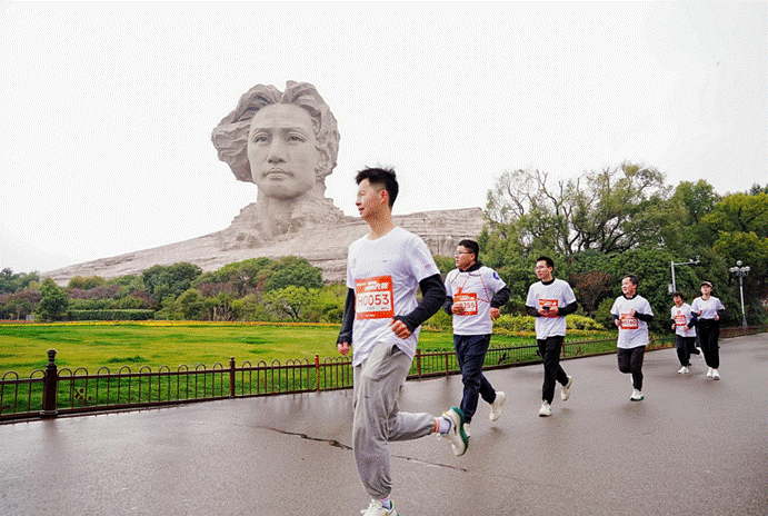 为国民运动而生！鸿星尔克为新锐青年打造公园跑大赛 (http://www.cylawfirm.cn/) cay 第6张