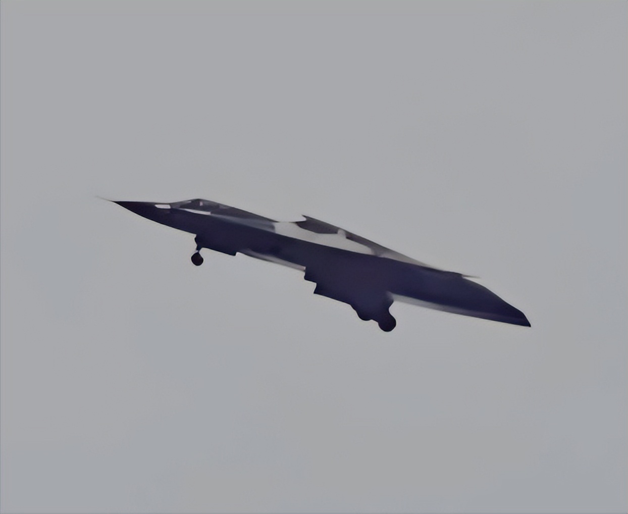 歼-36二次试飞隔天，美国海空军同时要求政府增加六代机预算 (http://www.zjmmc.cn/) hsti 第2张