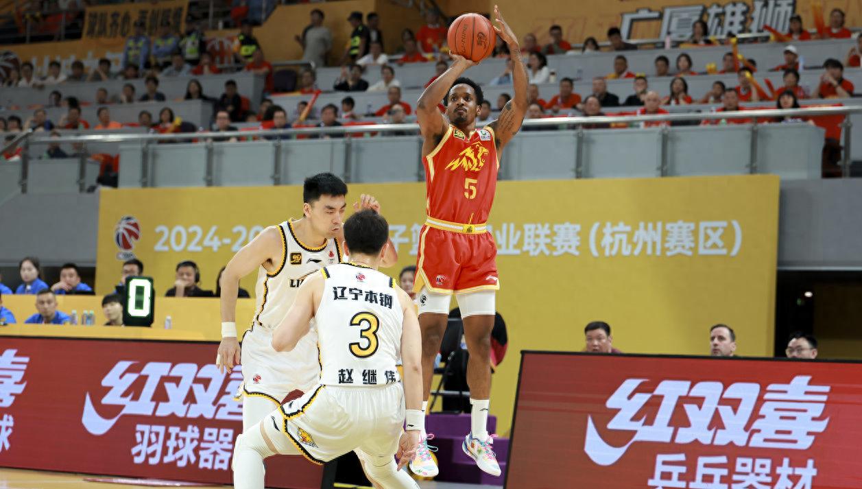 命悬一线！辽宁仅两人得分上双半场被打崩 广厦大胜26分2-0领先 (http://www.dinkfamily.com/) 体育 第1张