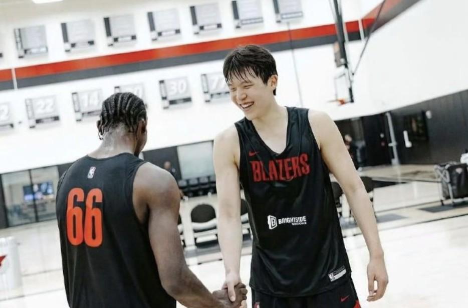 NBADraft.net更新模拟选秀榜：杨瀚森升至第35位被76人队选中 (http://www.photoreceiver.com/) obs 第1张