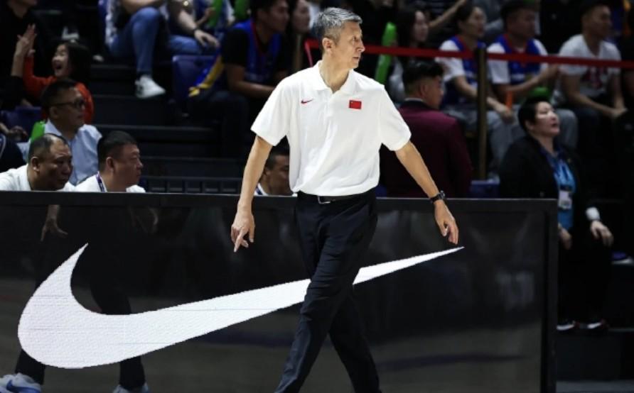 媒体人：中国男篮将于本月13日集中，并计划前往欧洲拉练 (http://www.armanice.com/) 体育 第1张