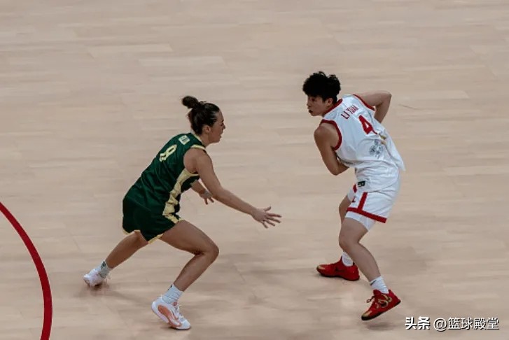 女篮大胜却诞生唯一失意者！李缘16分钟挂0，喜欢停球阻碍节奏！ (http://www.armanice.com/) 体育 第3张
