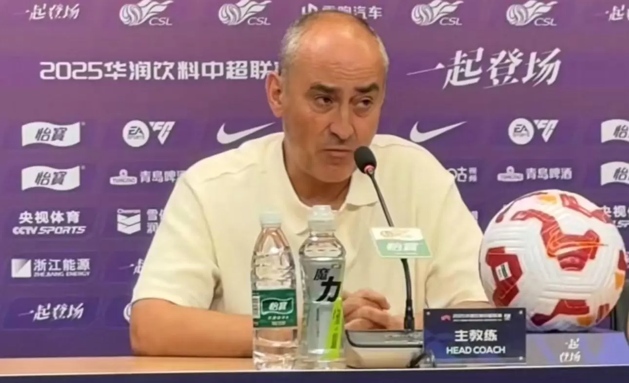 卡内达：王钰栋基本打满三场东亚杯，能否出战视恢复情况而定