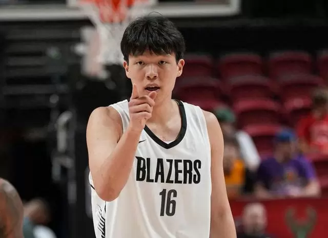 阿里纳斯：杨瀚森定位就是约基奇和申京，你总会想首轮拿下他