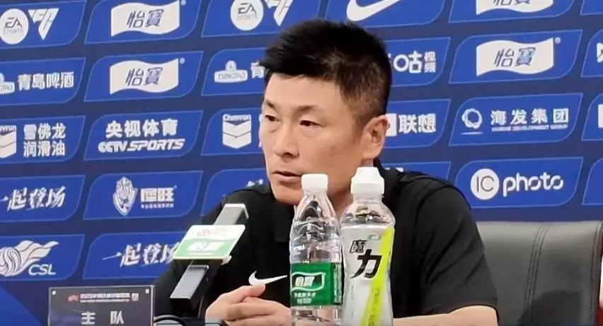 李国旭：希望我们功勋队长小闯一切顺利，重点表扬晋鹏翔
