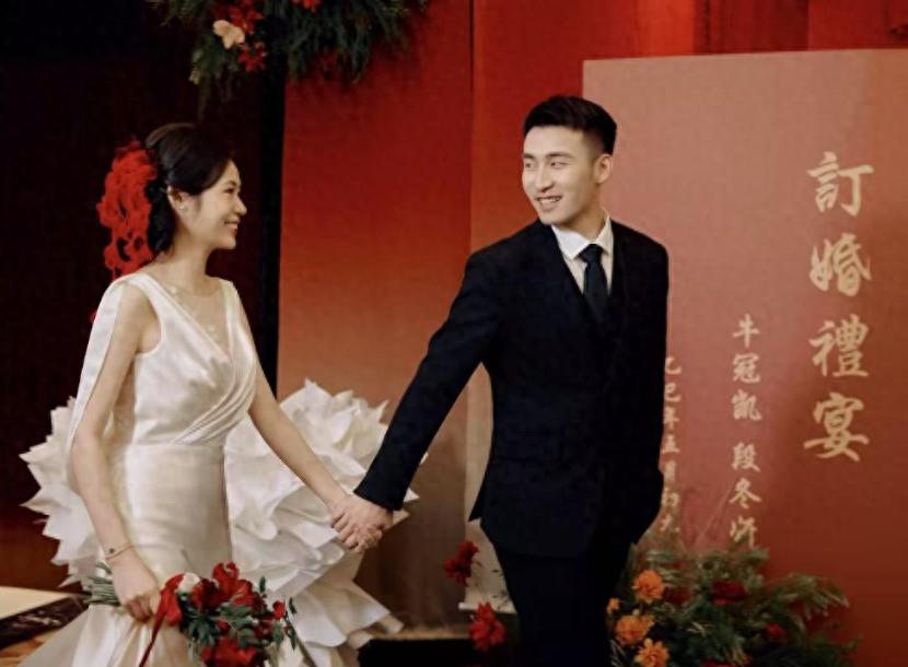 国乒大将晒订婚视频，未婚妻颜值高是全国冠军，郎才女貌太般配 (http://www.busunion.cn/) xiami 第1张