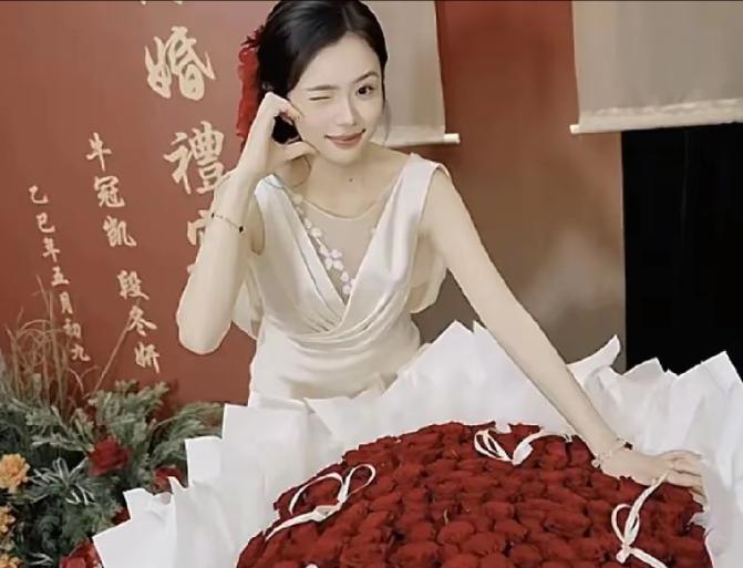 国乒大将晒订婚视频，未婚妻颜值高是全国冠军，郎才女貌太般配 (http://www.busunion.cn/) xiami 第4张