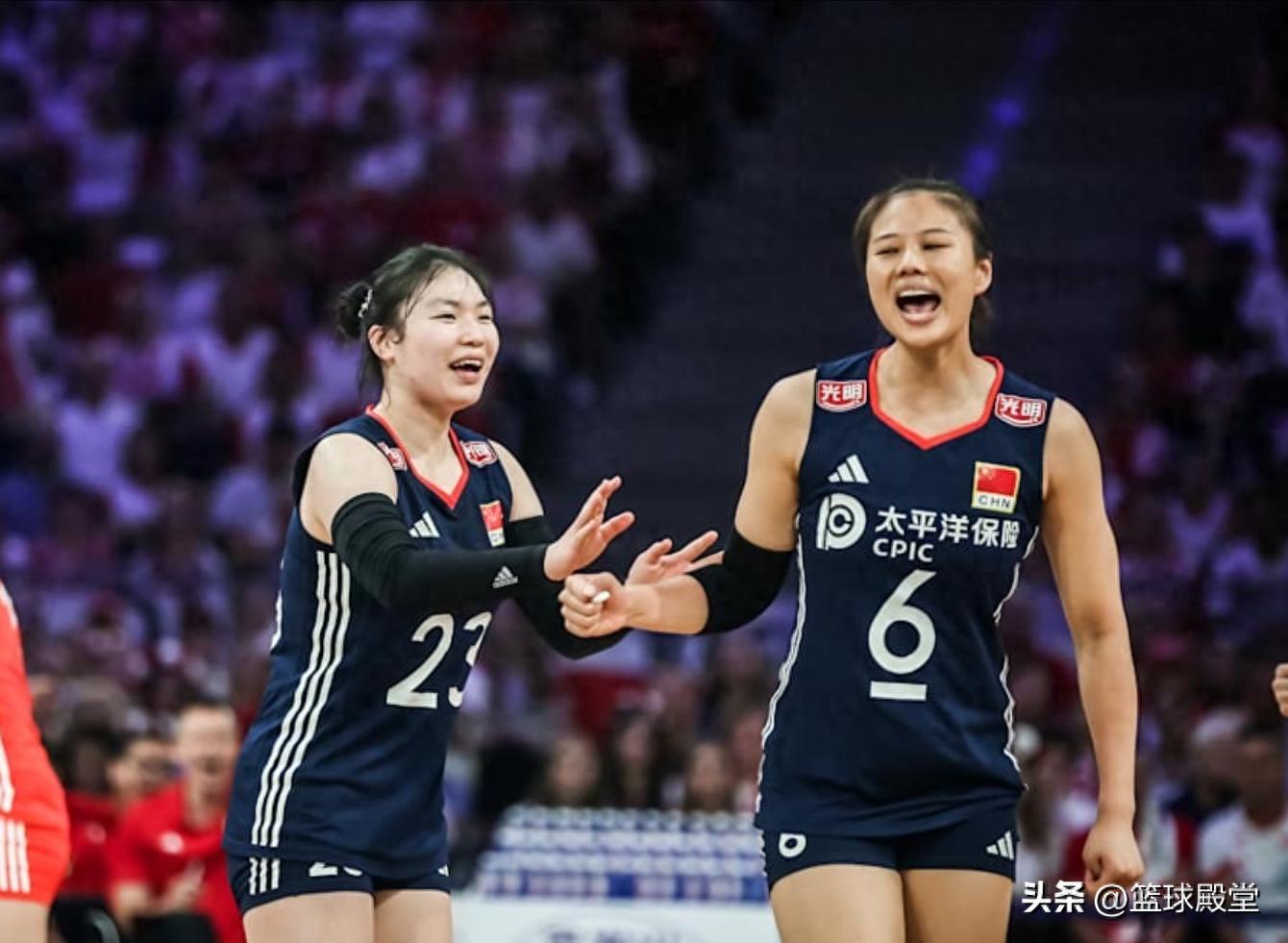 女排2-3波兰！大比分2-1领先后，第4局遭逆转，第5局全局被压制！ (http://www.armanice.com/) 体育 第1张