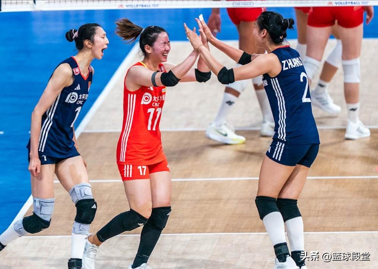 女排2-3波兰！大比分2-1领先后，第4局遭逆转，第5局全局被压制！ (http://www.armanice.com/) 体育 第3张