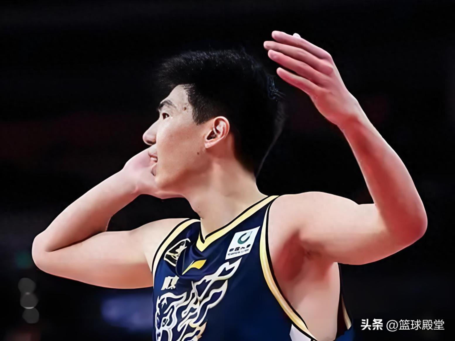 广东热身赛10分输黑山 球员评价：6人及格，5人低迷 (http://www.xuexiaoyu.cn/) abs 第1张