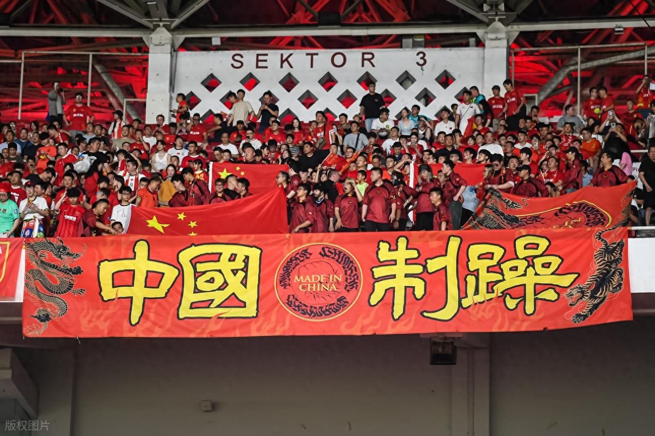 中国球迷发狠：坚决抵制国足赞助商 谁买谁王八 怡宝耐克全不买 (http://www.armanice.com/) 体育 第1张