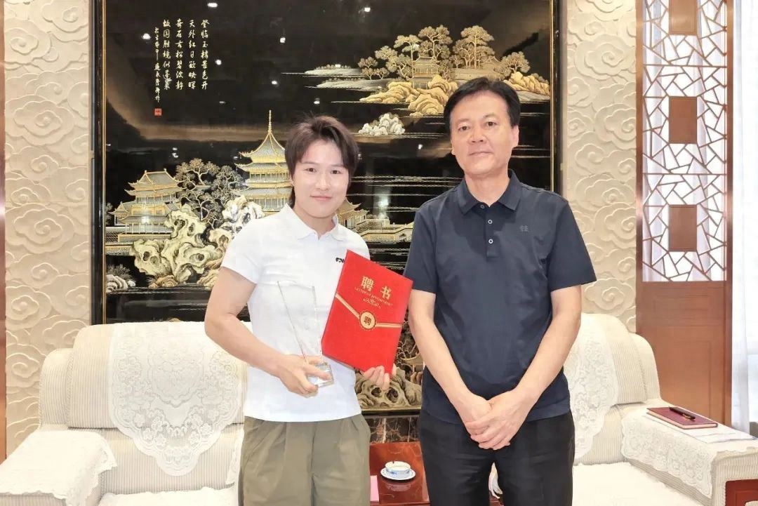 张伟丽的新身份！ (http://www.jingganghuifeng.com.cn/) 体育 第1张