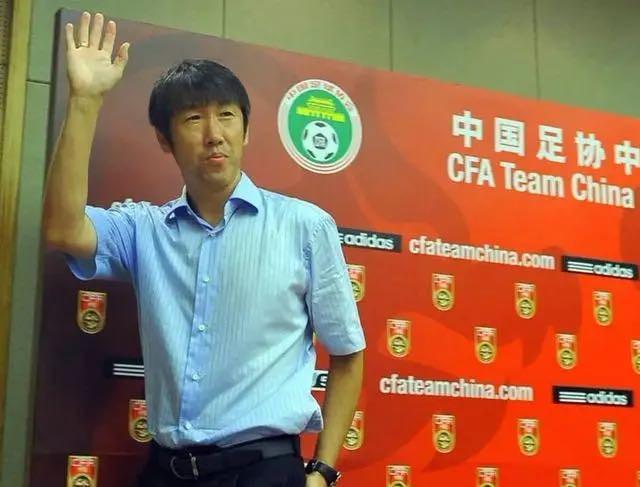 博主：刘军是内斗高手，在江苏期间斗走了高洪波 (http://www.armanice.com/) 体育 第2张