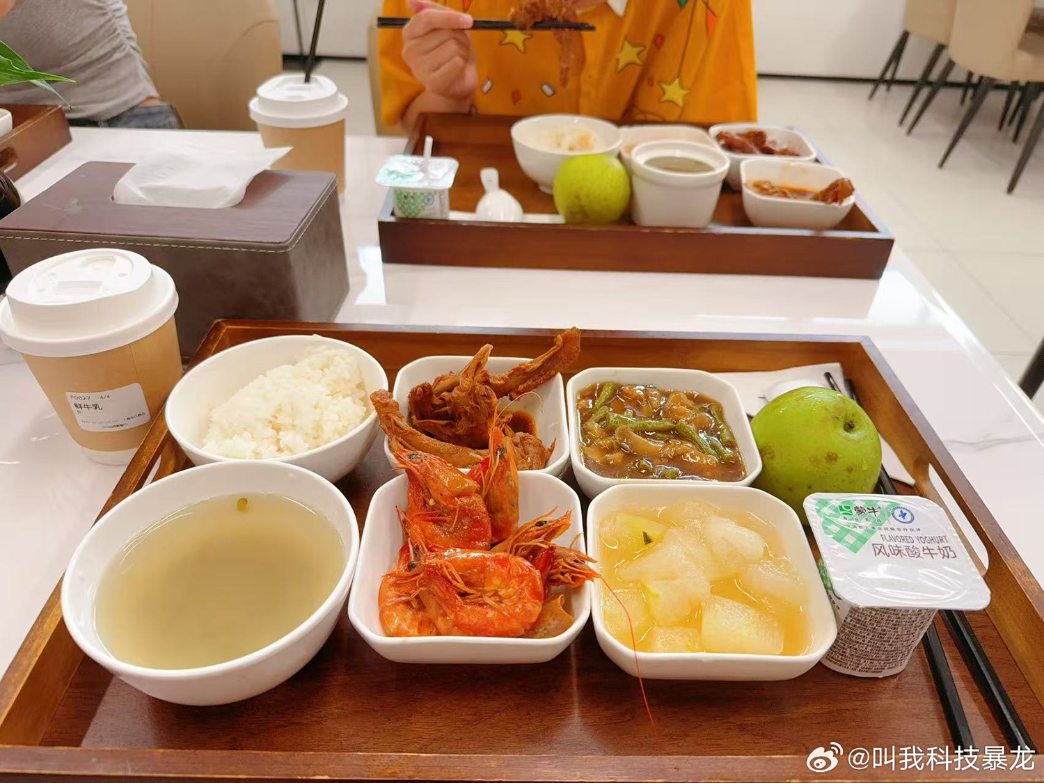 又是主打全家出行，理想i8加入六座车市场，面临四大挑战能成功吗 (http://www.xuexiaoyu.cn/) abs 第9张