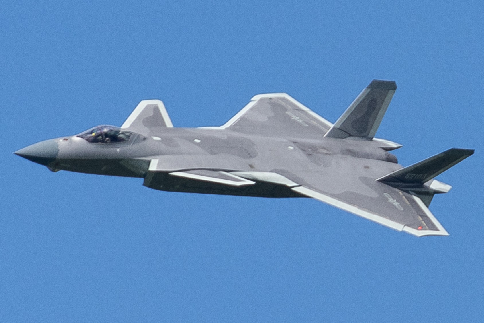 印媒关注歼-20穿越对马海峡，称其雷达探测能力是F-35的三倍 (http://www.jingganghuifeng.com.cn/) 体育 第1张