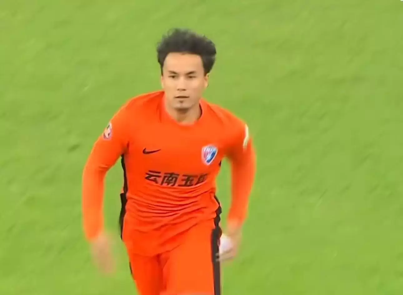 业内人士：保持当前状态，迪力穆拉提入选国家队只是时间问题