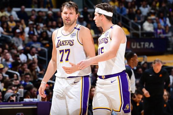 ESPN：里夫斯下份合同预计均薪超3000万美元，他将长留湖人 (http://www.smallgear.cn/) 体育 第1张