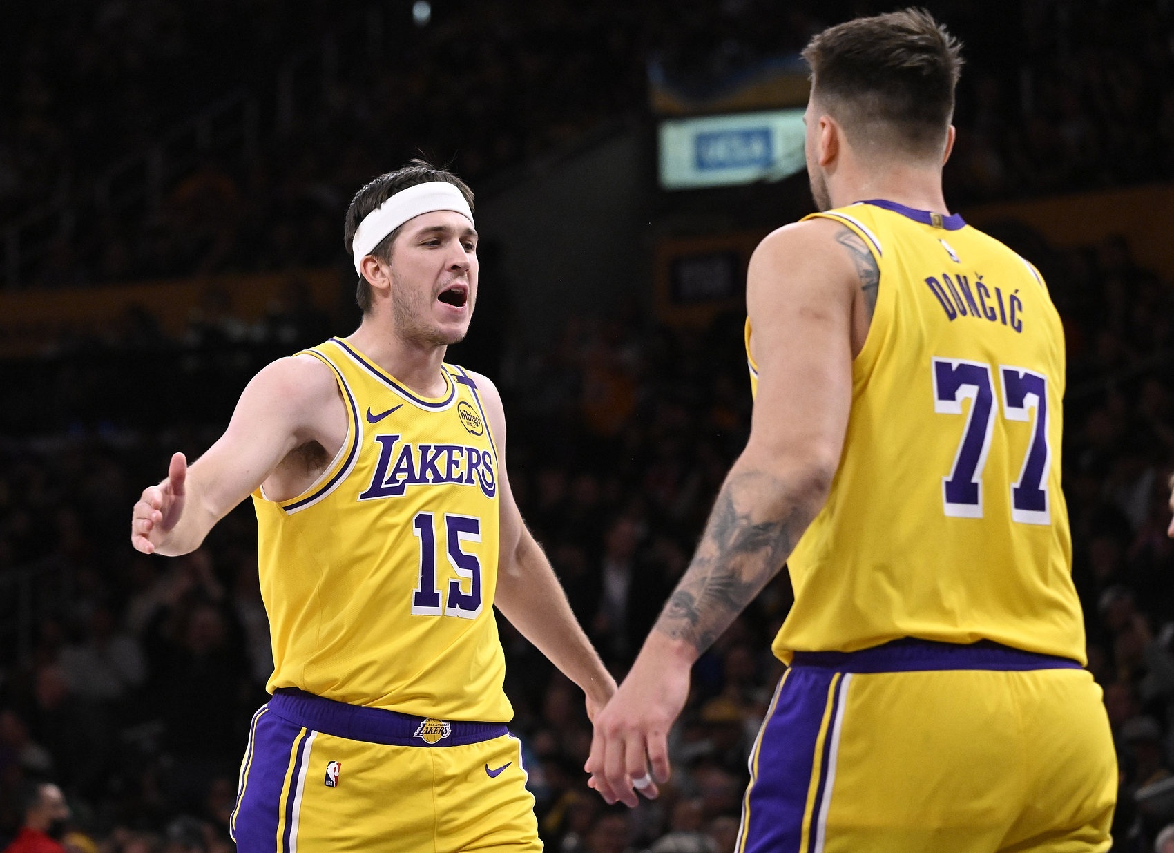 打造NBA偶像男团！湖人将开启白人三帅时代，或3年内成最值钱球队 (http://www.xuexiaoyu.cn/) abs 第2张