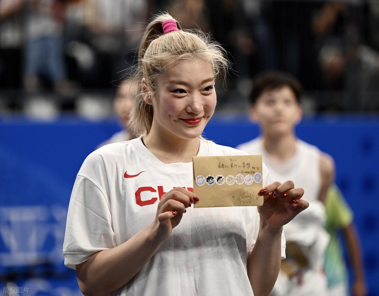 李梦现身成焦点！辽宁球迷有福了，门票仅50元，宫鲁鸣或亲临现场 (http://www.busunion.cn/) 体育 第2张